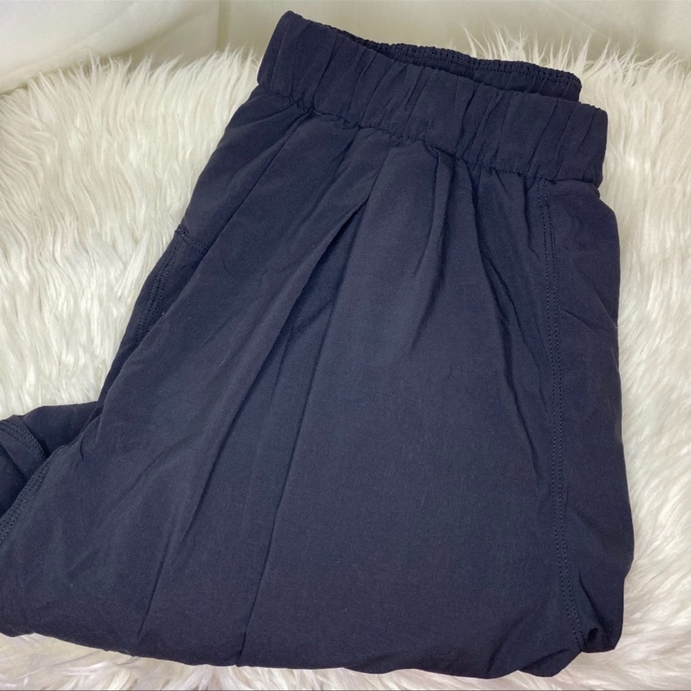 Lululemon Black Athletic Jogger Pants Size 8